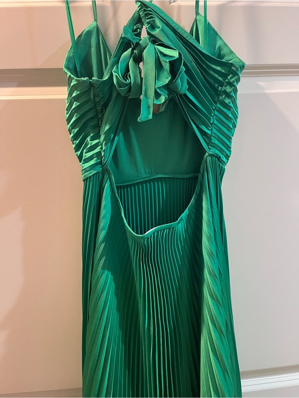 A.L.C. Aries pleated Dress in green Prickly Pear - Picture 4 of 10